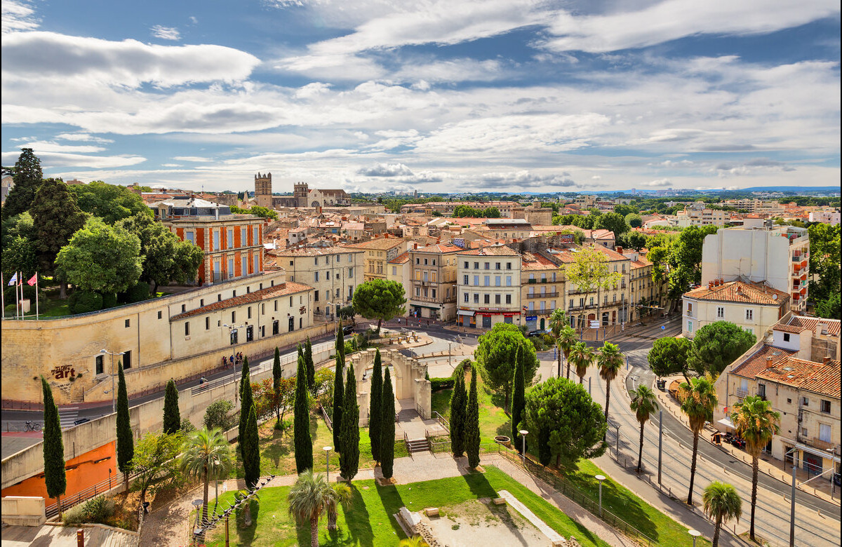 Visitez Montpellier avec notre taxi