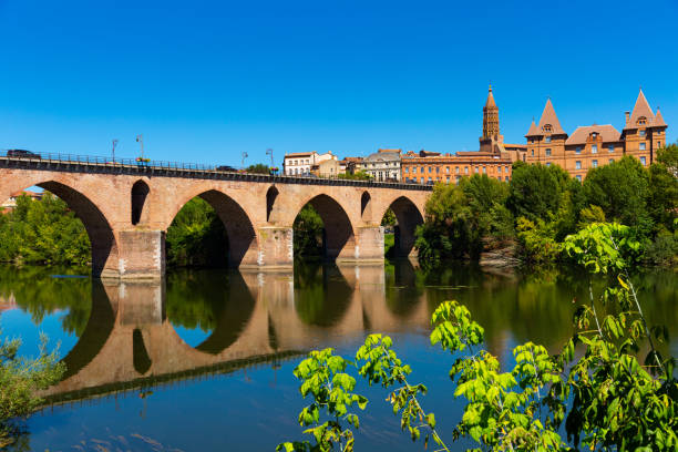 Visitez Montauban avec notre taxi