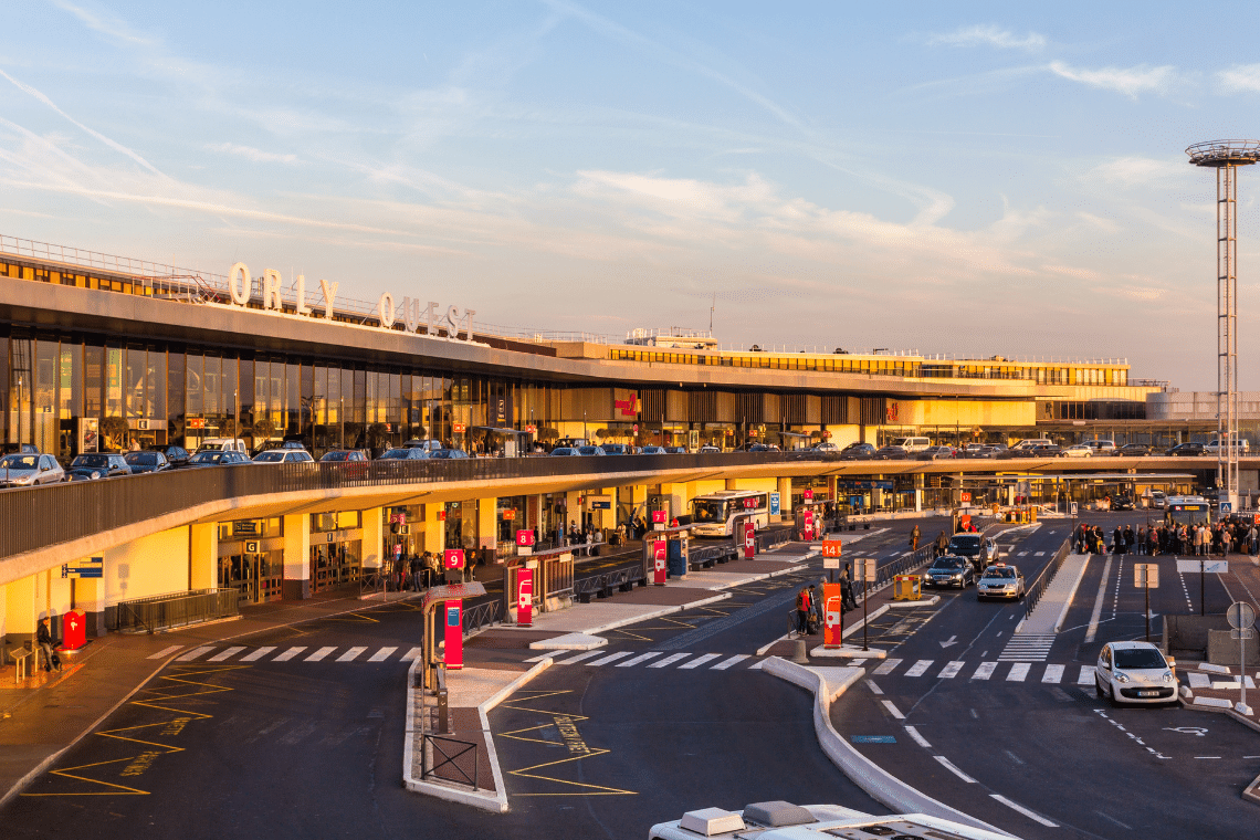 Transfert à l Aéroport de Paris-Orly avec BL CHAUFFEUR AND SERVICES