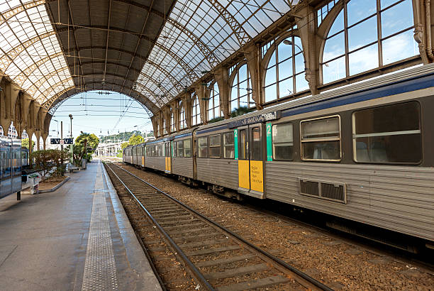 Transferts privés vers la Gare de Nice, rapides et confortables.