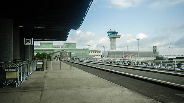 Aéroport de Bordeaux : Voyagez sereinement dès le départ.