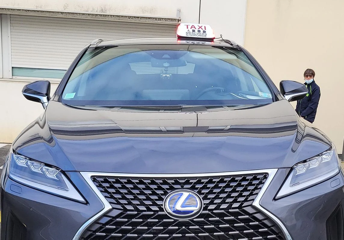 Chauffeur professionnel, votre confort au cœur du trajet.