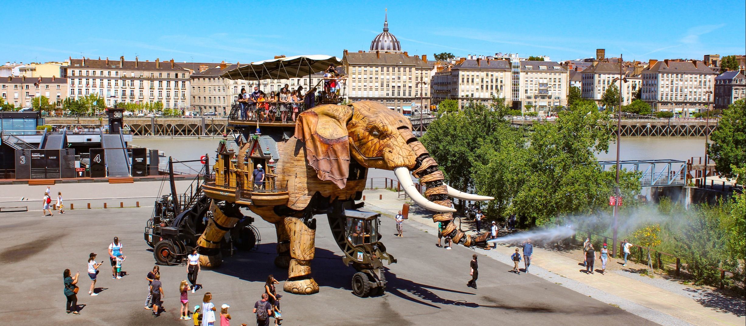 VISITEZ NANTES 