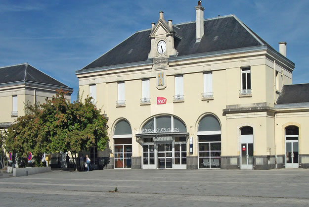 Rejoignez la gare de Riom sans stress	