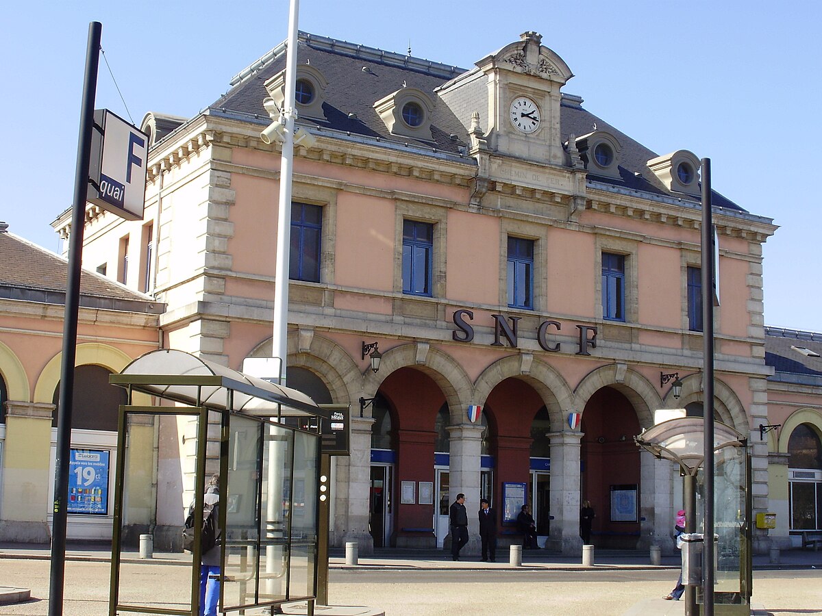 Profitez d’un transfert rapide et confortable vers la gare de Meaux.