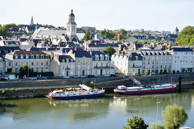 Découvrez Angers, une ville culturelle, verdoyante et riche d’histoire.