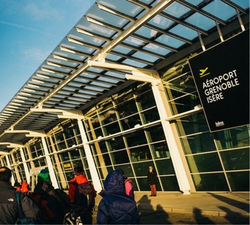 Transfert rapide et confortable vers Grenoble Alpes Isère Aéroport