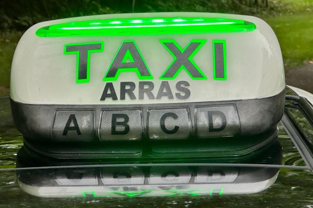 Déplacez-vous à Arras avec style et confort.