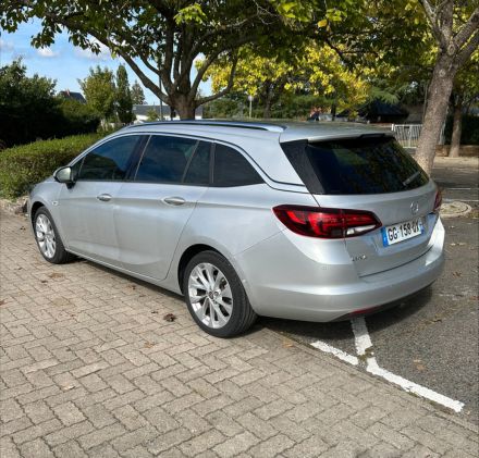Réservez un véhicule haut de gamme avec DURAND DRIVER.