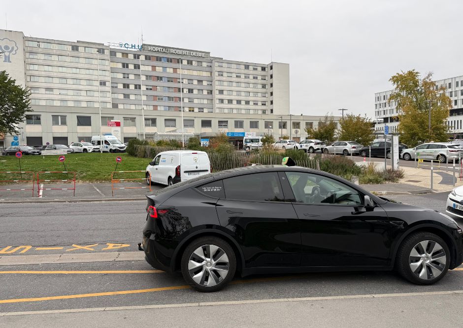 Voyagez sereinement avec nos taxis spacieux et bien équipés